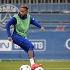 Neymar est absent pour la saison